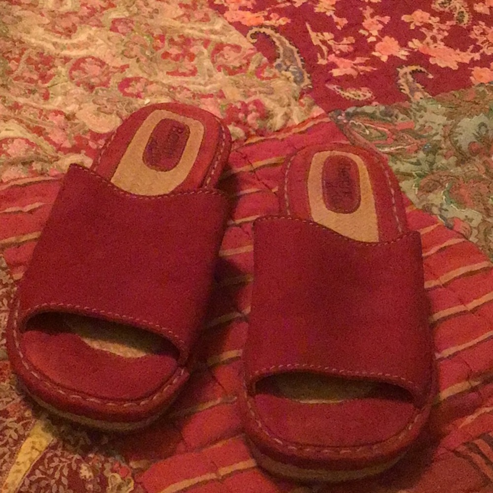Born red suede sandals size 8